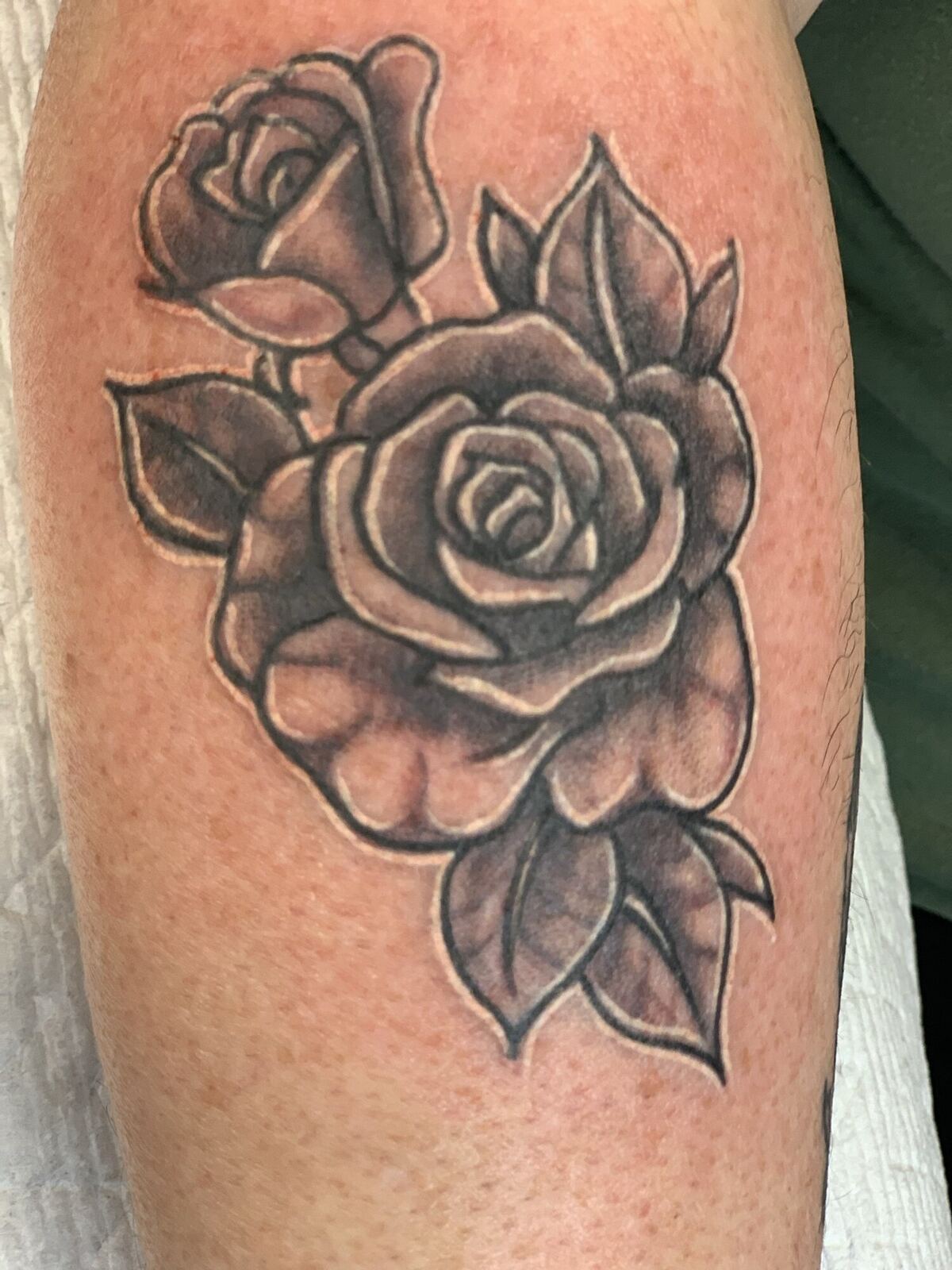 Black & gray · twin roses